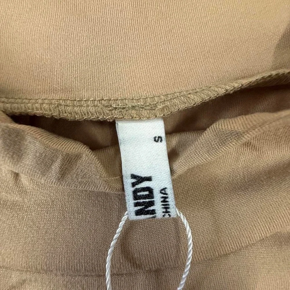 NDY Nude Mock Neck Short Sleeve‎ Top